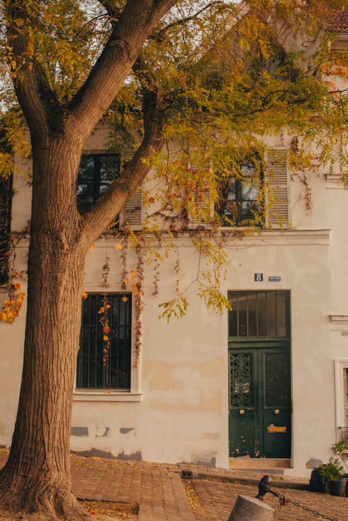 non-touristy paris