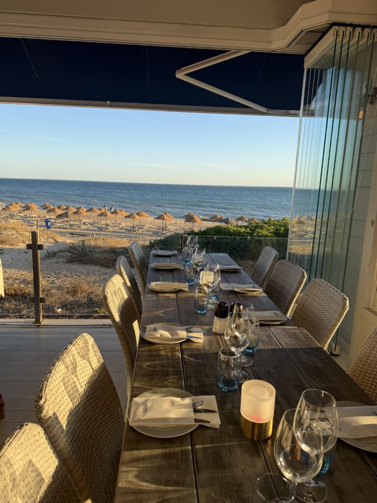 maria's vale do lobo
