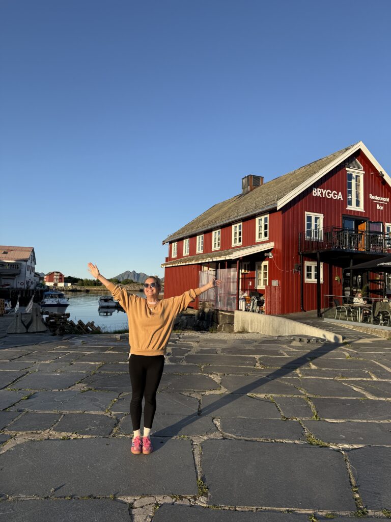 midnight sun itinerary for norway