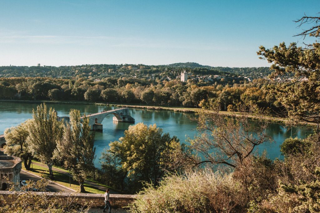 weekend break to avignon