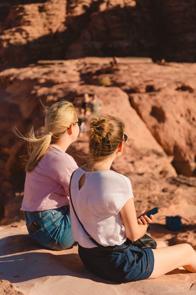 what to wear in wadi rum