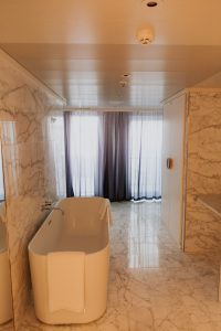 rockstair suite scarlet lady