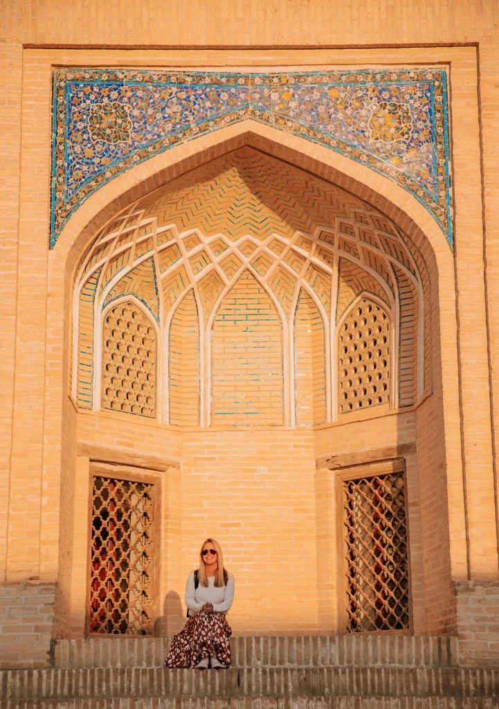 what to wear in uzbekistan