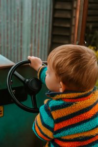 tractor rides paultons park