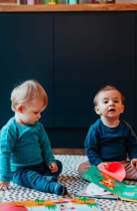 how to rent baby clothes