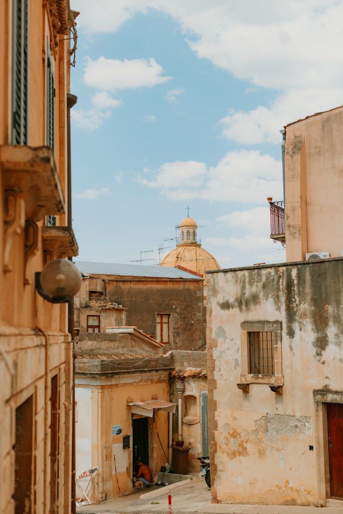prettiest city in sicily