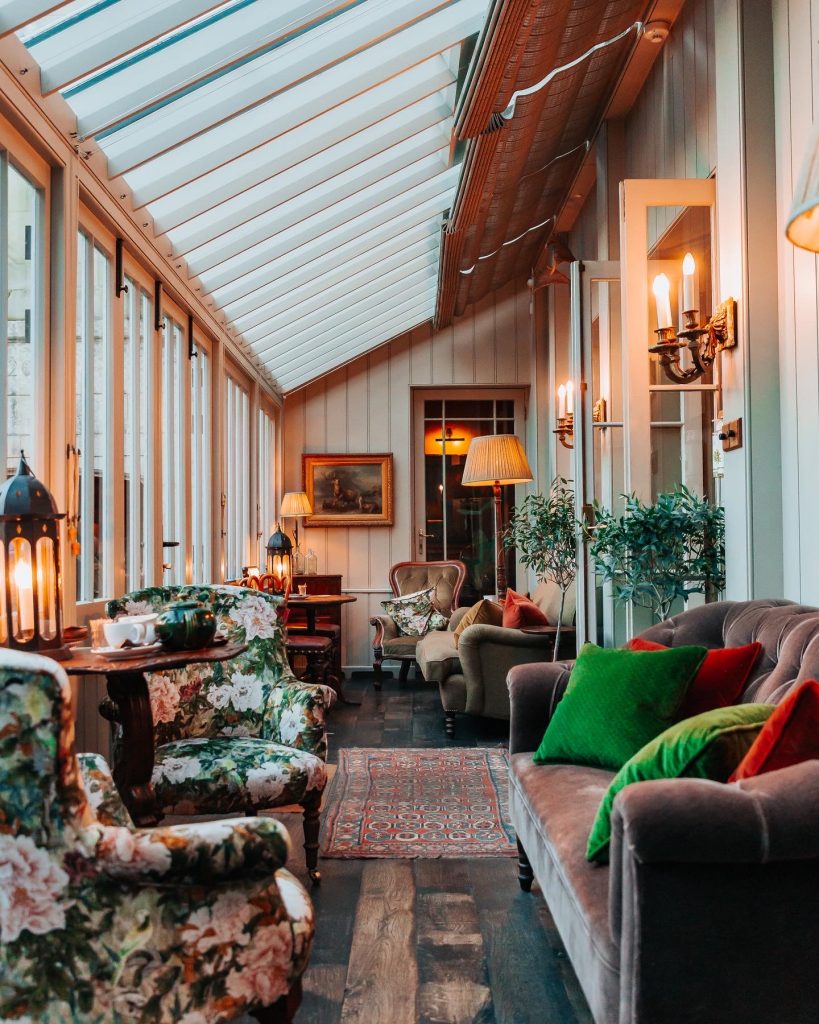 baby friendly stay at the pig hotel