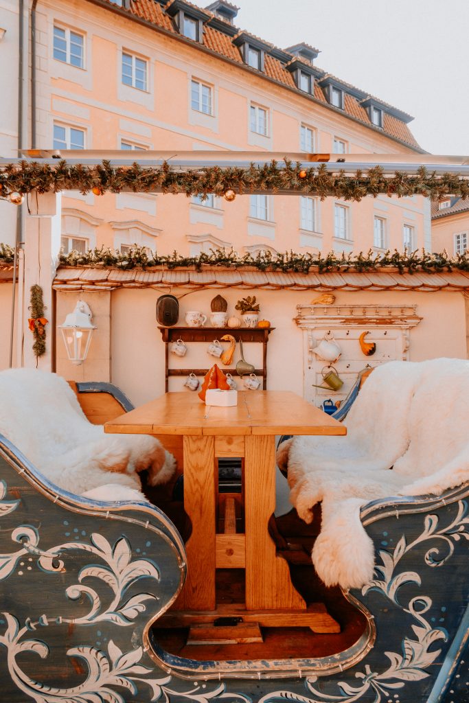 cosy restaurants prague
