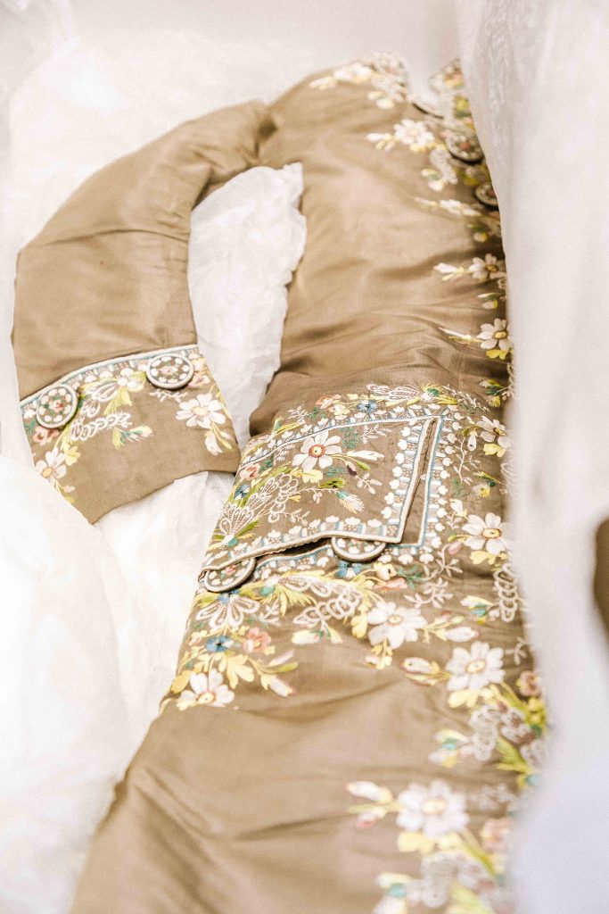hampton court tudor dress